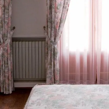 Hospedium Lleida Hotel