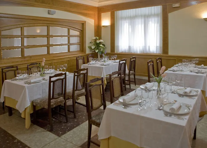 Hospedium Lleida Hotel *