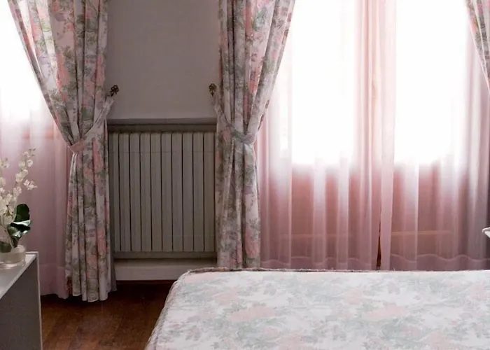 Hospedium Lleida Hotel